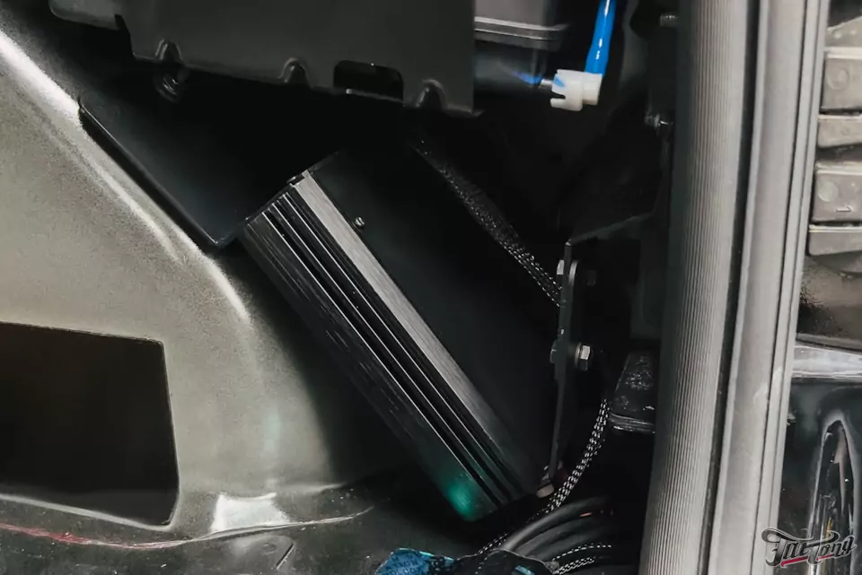 Установили систему активного выхлопа Engine Vox Stage 3 на дизельный Mercedes G-class